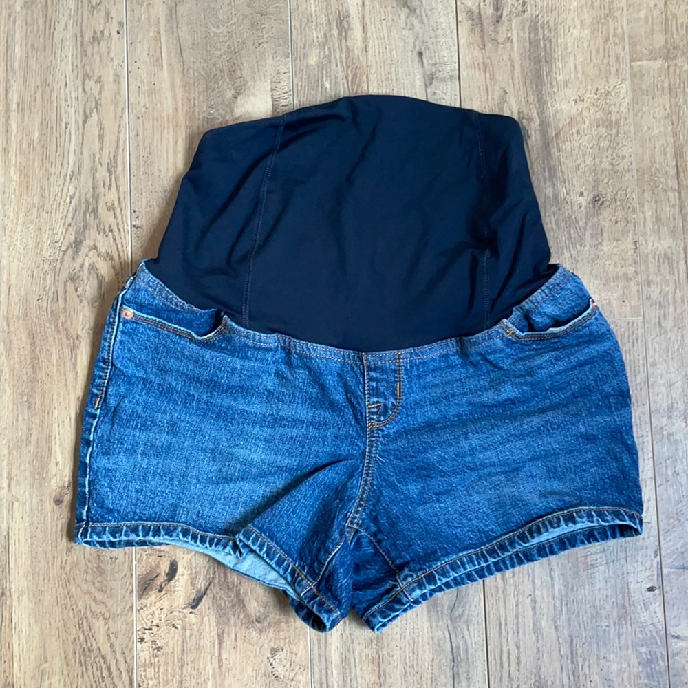 Isabel Maternity Midi Short six ( 6 )